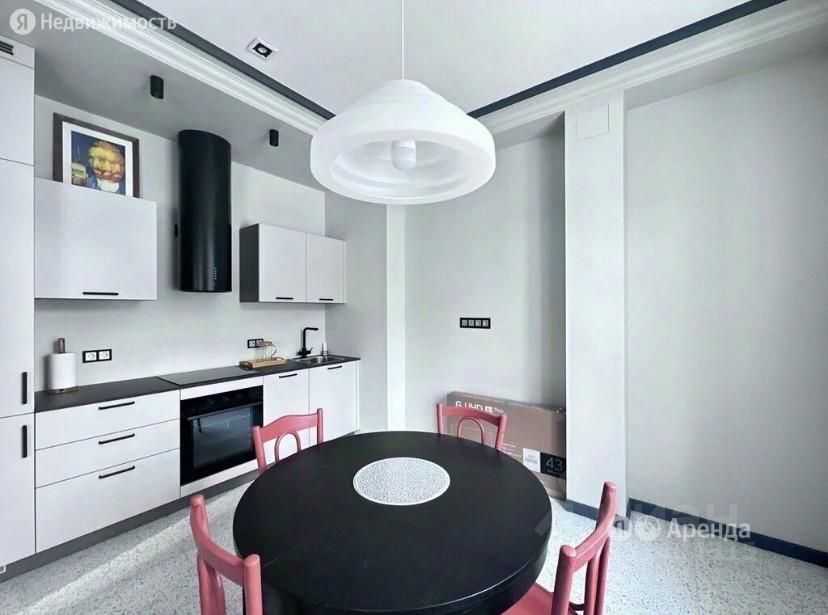 2-комнатная квартира, 65 м² — фотография 3