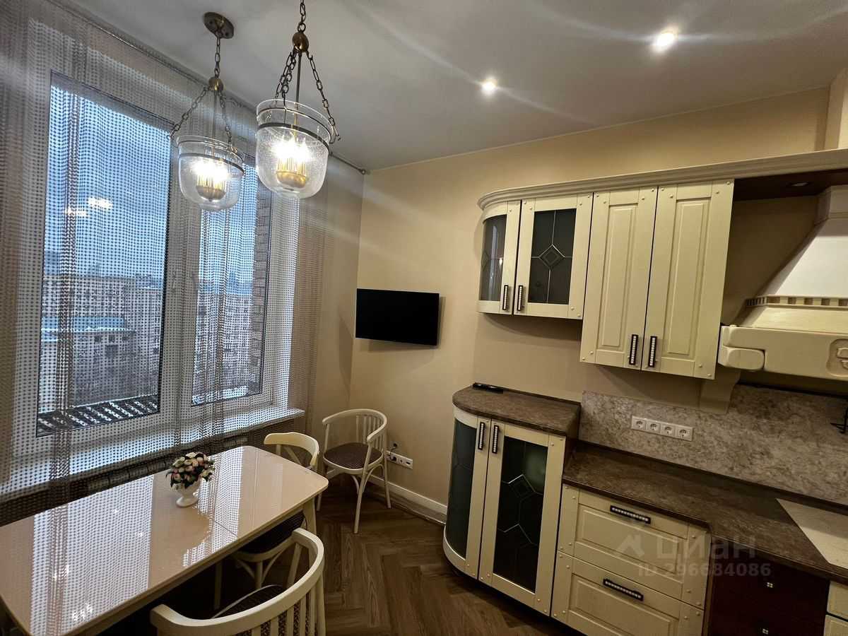 2-комнатная квартира, 65 м² — фотография 3