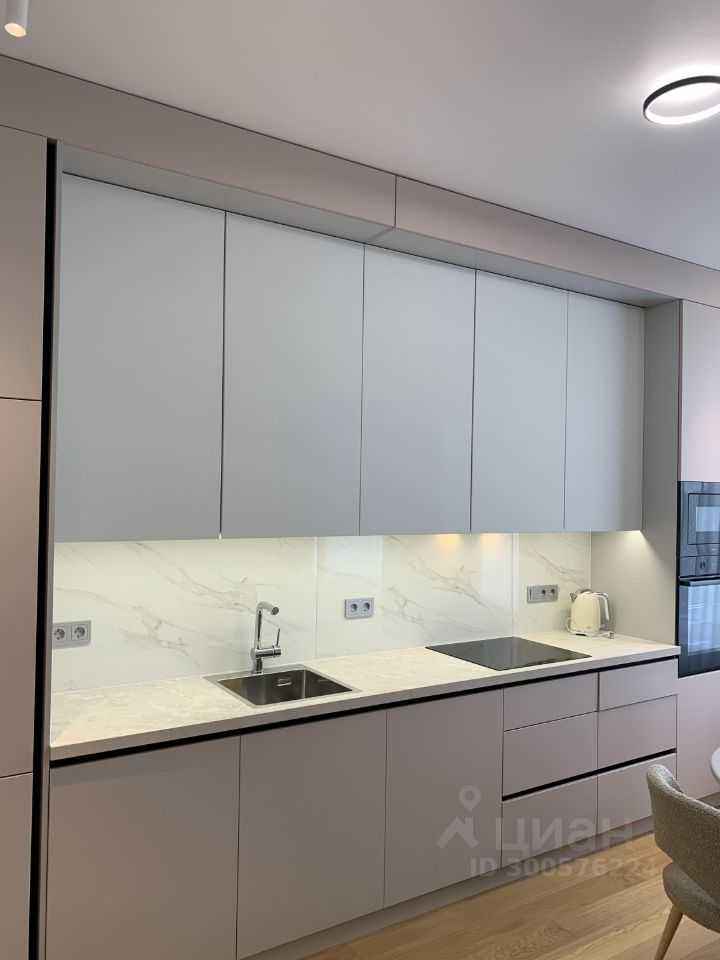 1-комнатная квартира, 50,1 м² — фотография 3