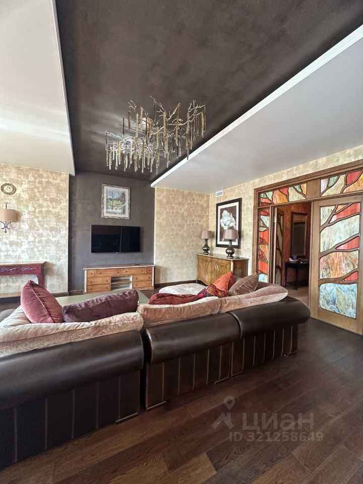 3-комнатная квартира, 128 м² — фотография 2