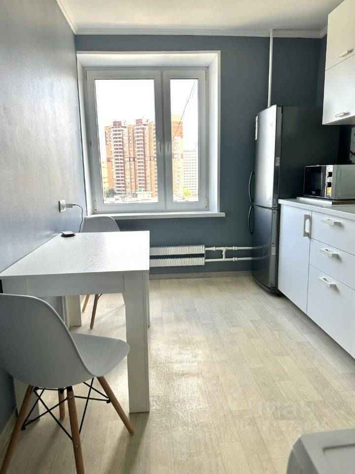 1-комнатная квартира, 37 м² — фотография 3