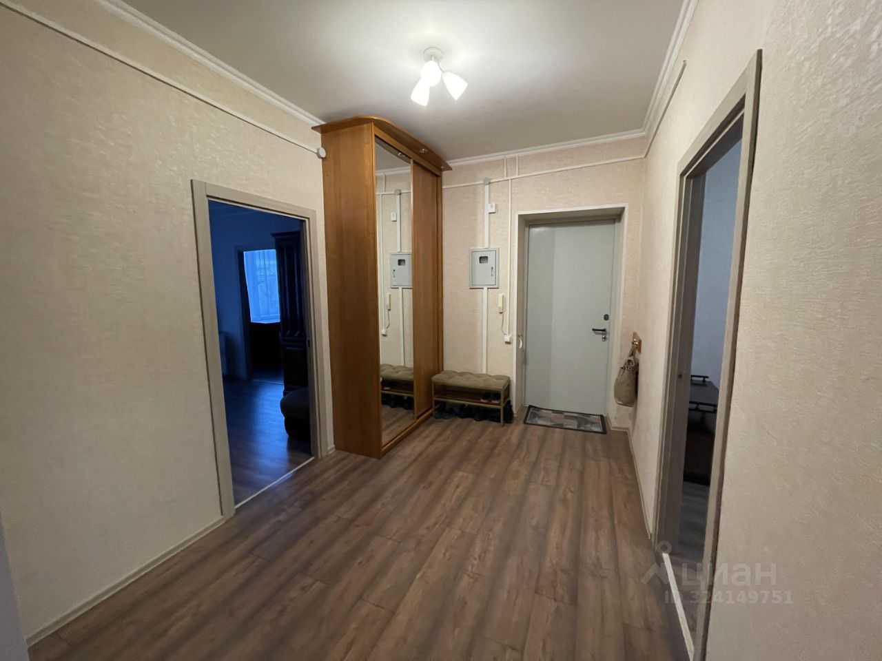 4-комнатная квартира, 100 м² — фотография 2