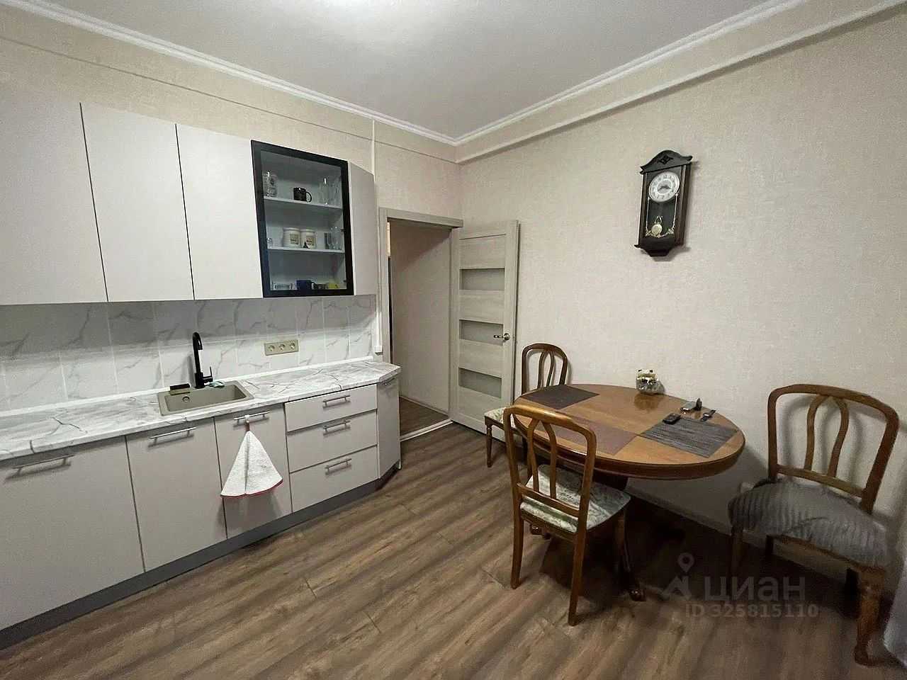 4-комнатная квартира, 100 м² — фотография 3