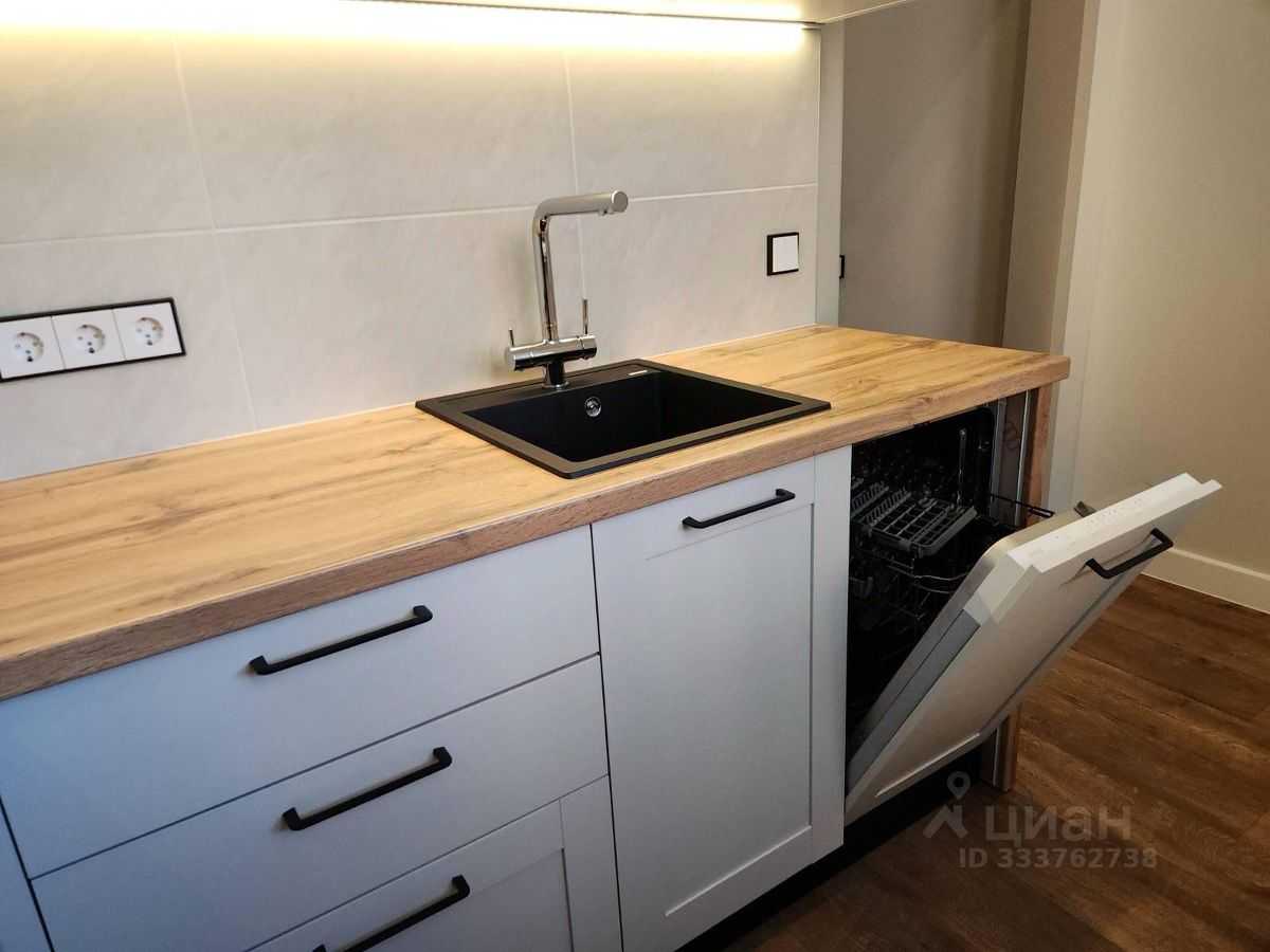 4-комнатная квартира, 81,6 м² — фотография 2
