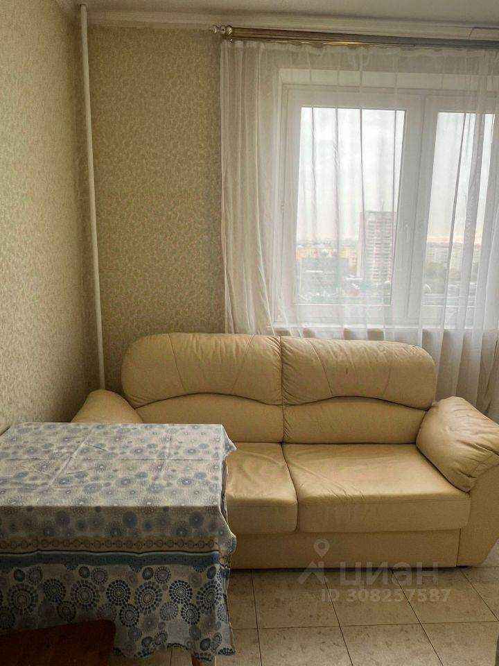 1-комнатная квартира, 37,7 м² — фотография 2