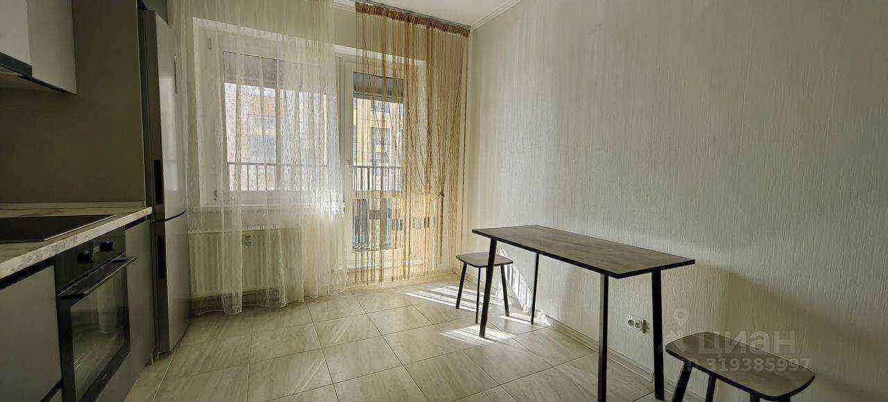 1-комнатная квартира, 40 м² — фотография 2