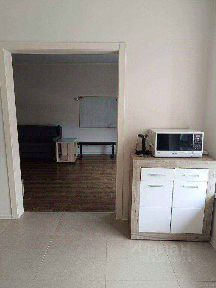 1-комнатная квартира, 50 м² — фотография 2