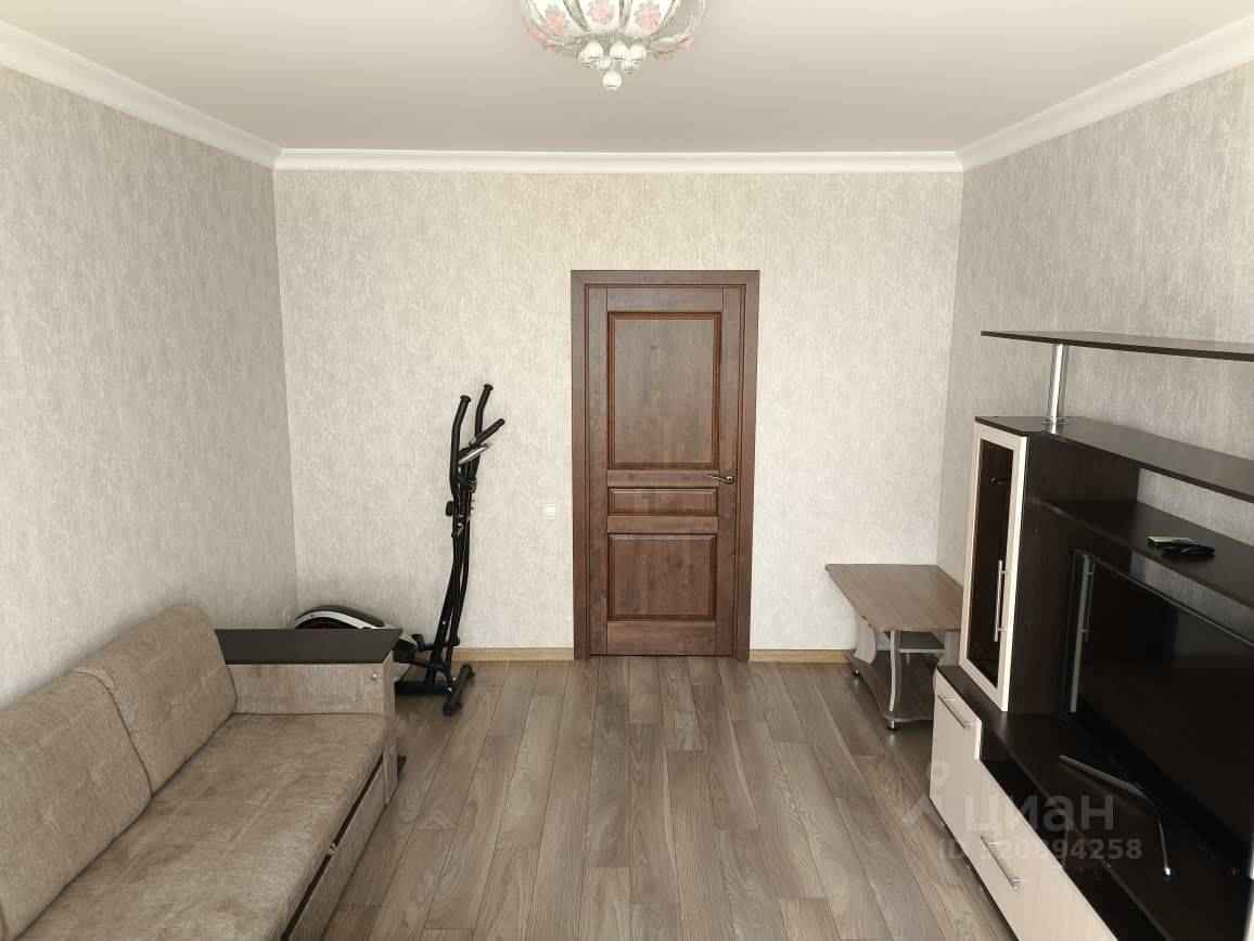 1-комнатная квартира, 42 м² — фотография 2