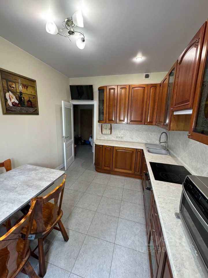 3-комнатная квартира, 74 м² — фотография 2