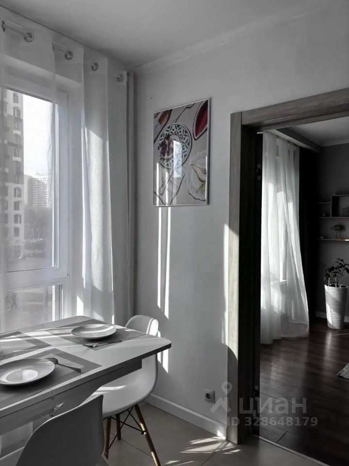 1-комнатная квартира, 46,9 м² — фотография 2
