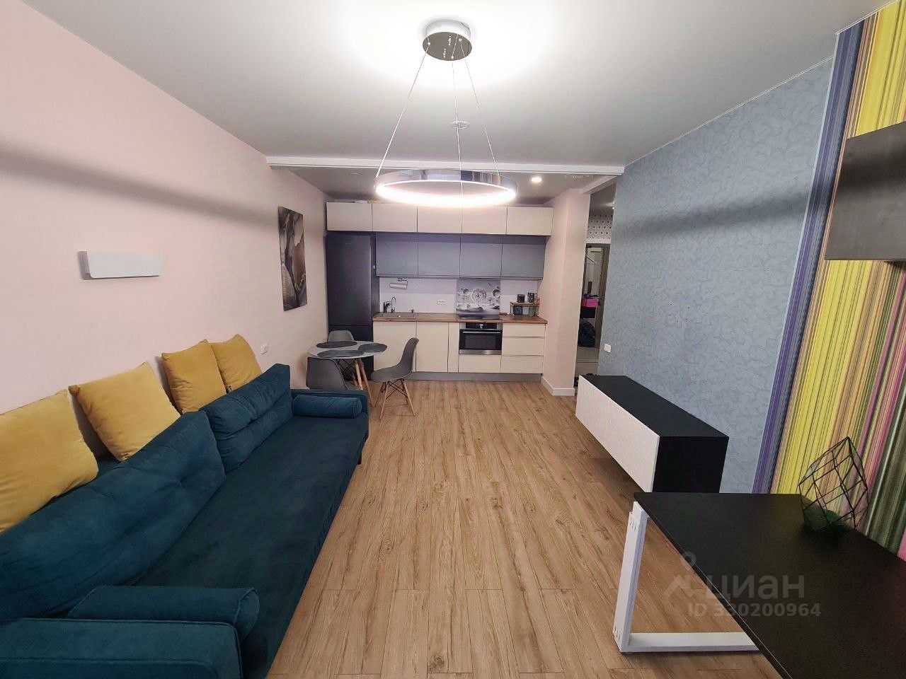 2-комнатная квартира, 55 м² — фотография 2