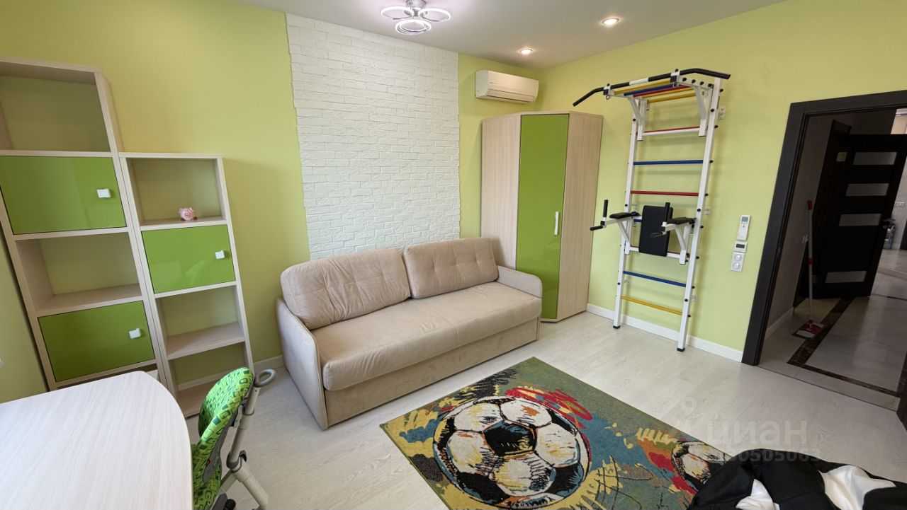 3-комнатная квартира, 106 м² — фотография 2