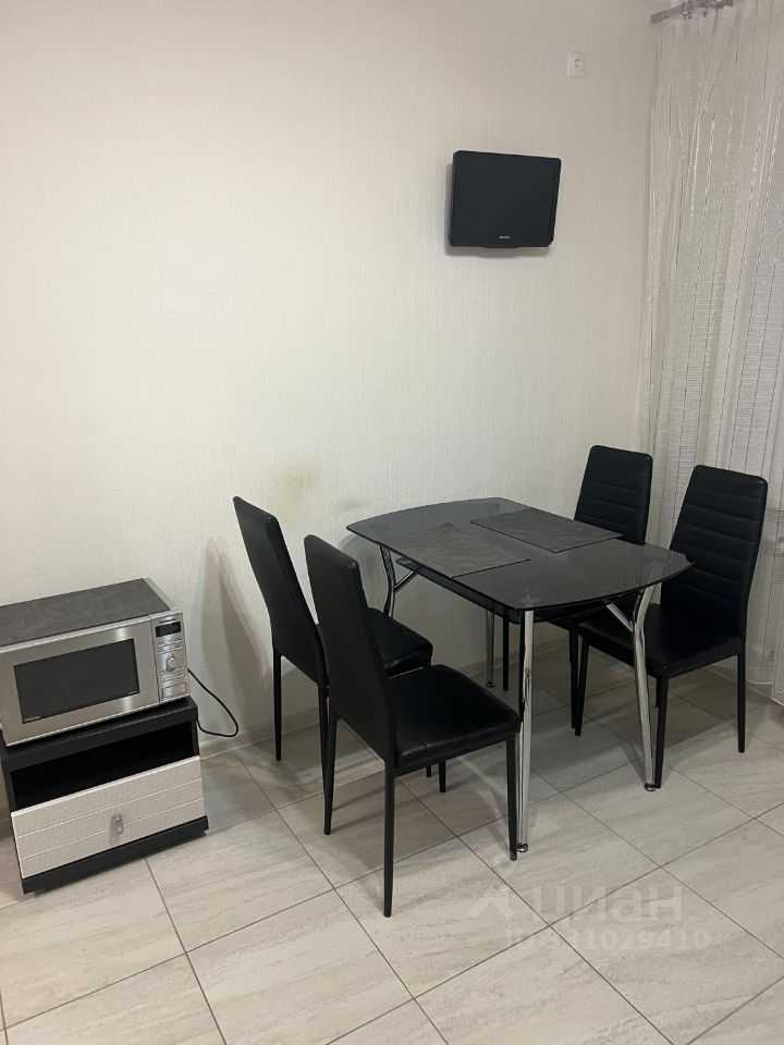 2-комнатная квартира, 56 м² — фотография 2