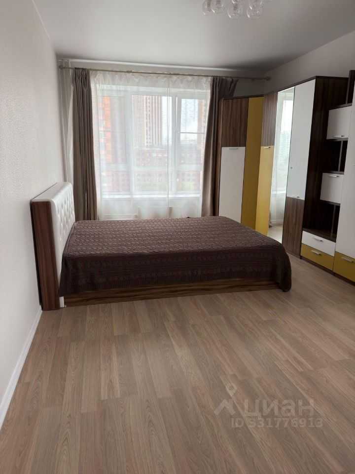 2-комнатная квартира, 67,2 м² — фотография 2
