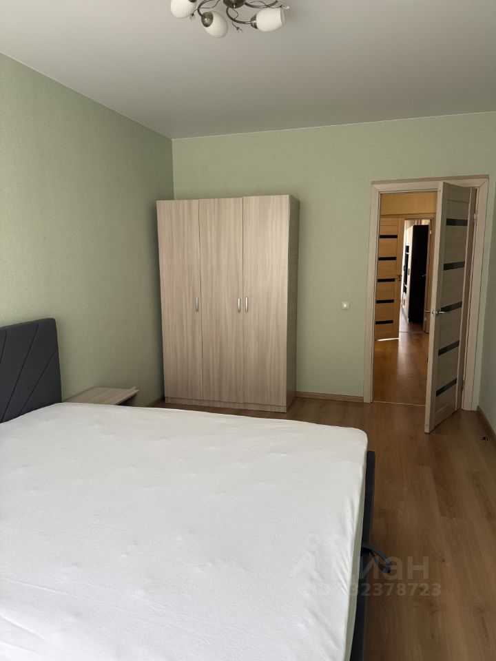 2-комнатная квартира, 67 м² — фотография 2