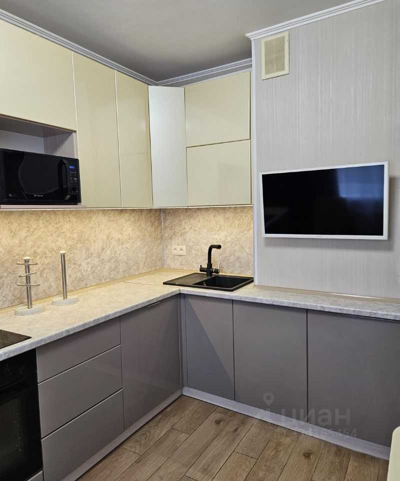 2-комнатная квартира, 56 м² — фотография 2