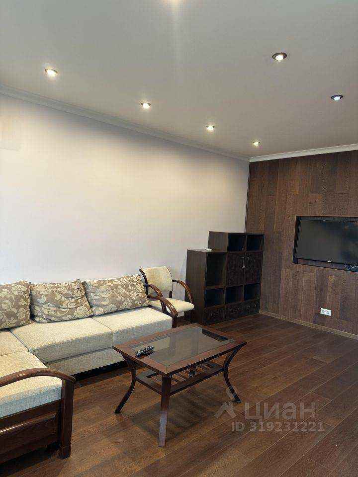 2-комнатная квартира, 58 м² — фотография 2