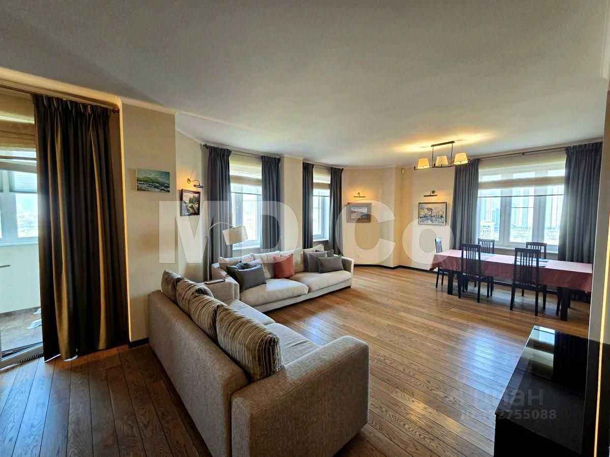 3-комнатная квартира, 160 м² — фотография 3