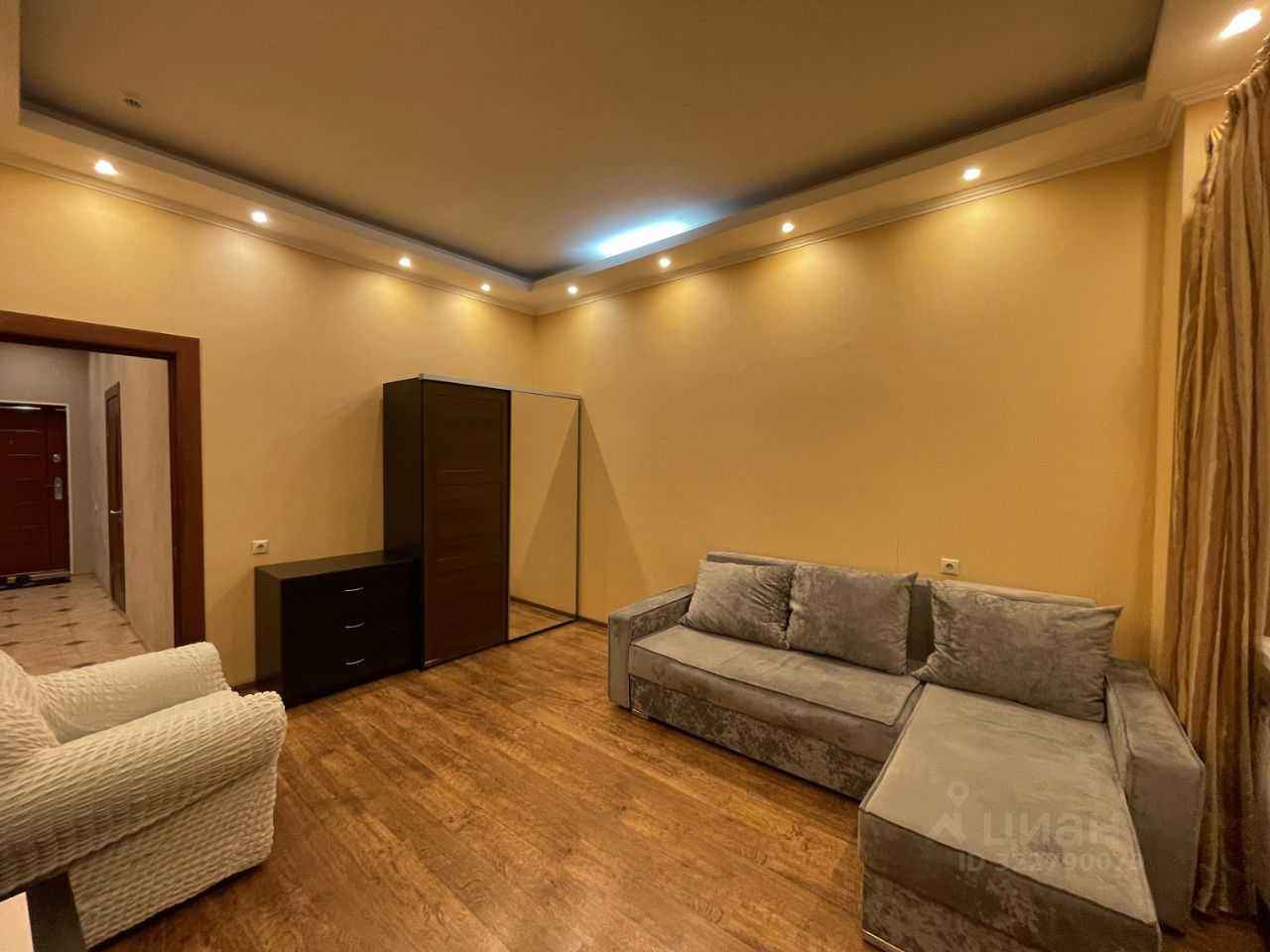 2-комнатная квартира, 55 м² — фотография 3