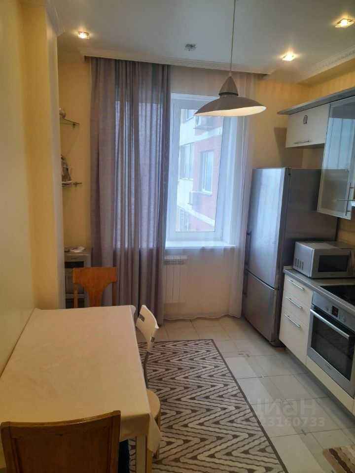 3-комнатная квартира, 96 м² — фотография 2