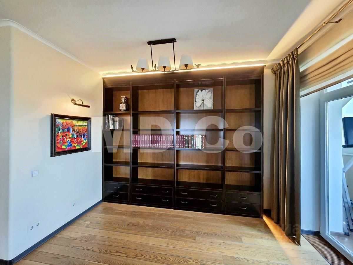 3-комнатная квартира, 160 м² — фотография 2