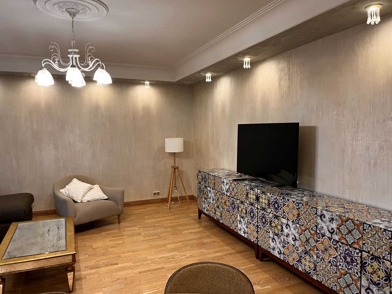 4-комнатная квартира, 147 м²