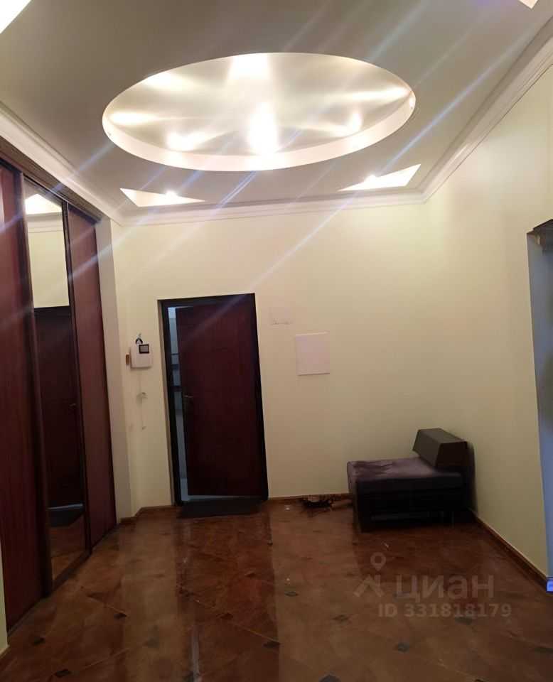 2-комнатная квартира, 81 м² — фотография 2