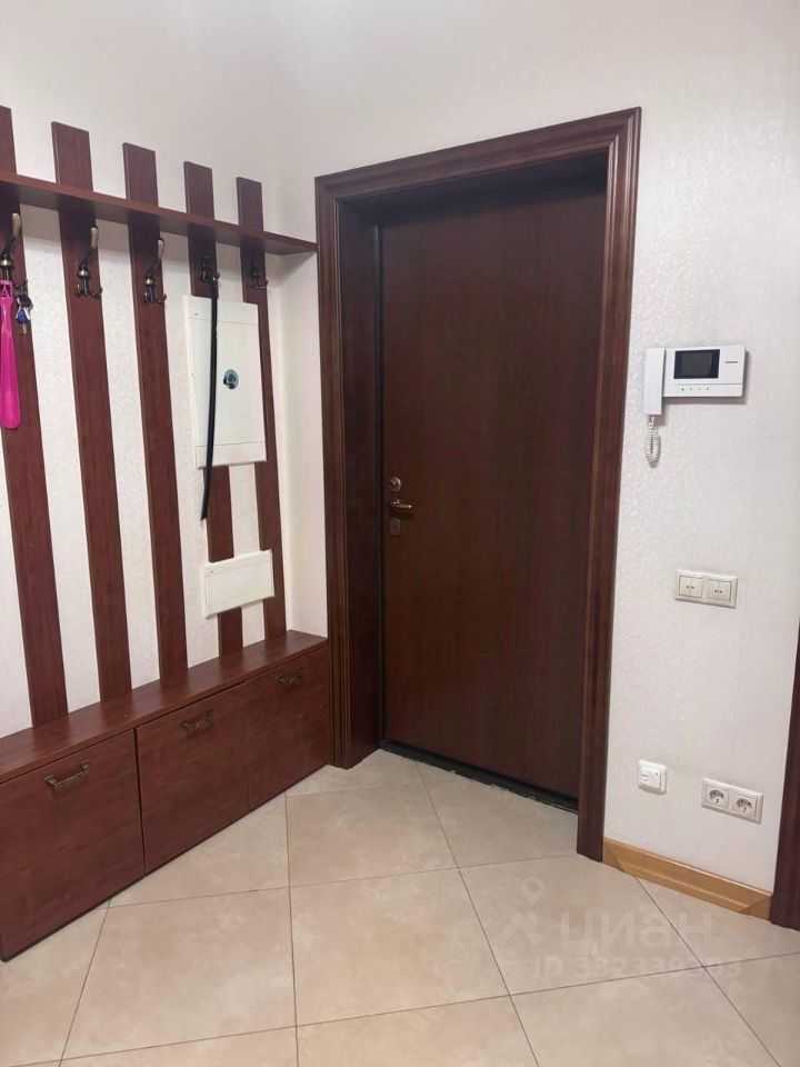 2-комнатная квартира, 90 м²