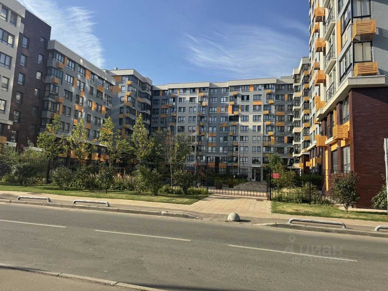 1-комнатная квартира, 42 м² — фотография 2