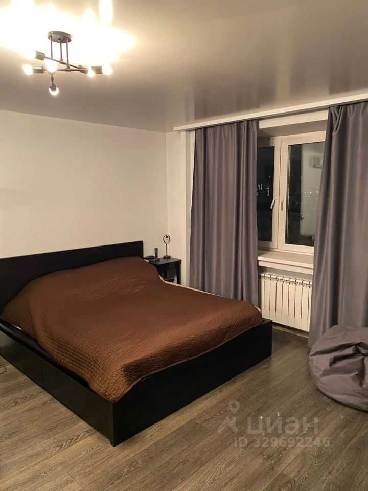 1-комнатная квартира, 50 м² — фотография 2