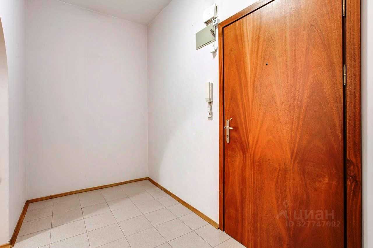 2-комнатная квартира, 102 м² — фотография 3