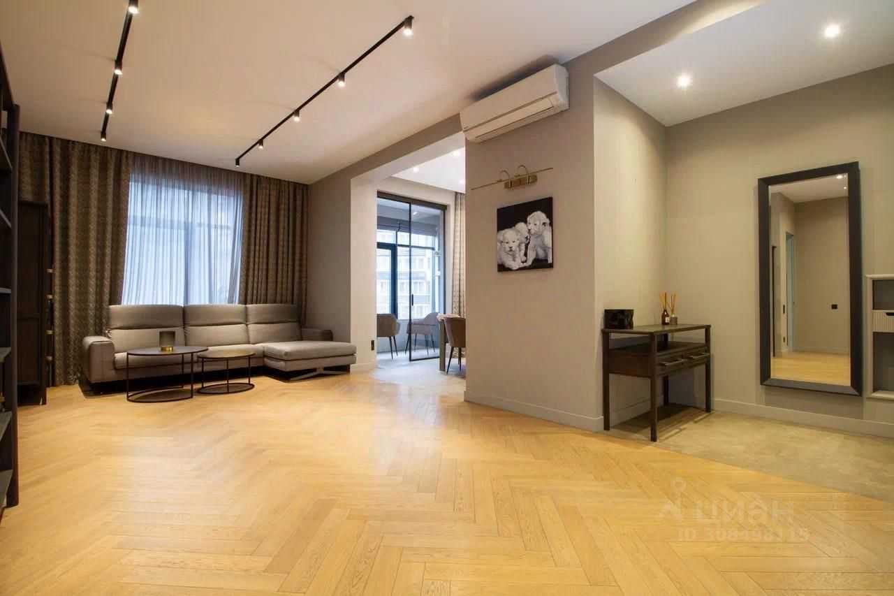 4-комнатная квартира, 136 м²