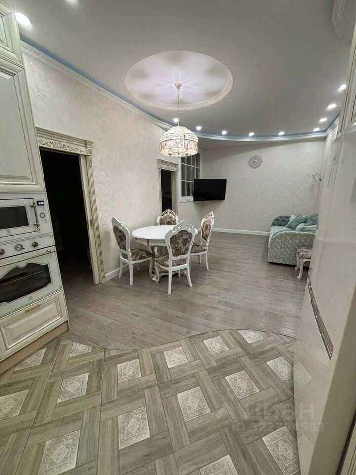 2-комнатная квартира, 70 м² — фотография 3