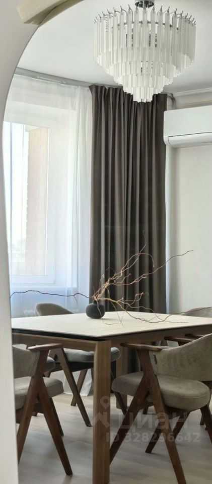 4-комнатная квартира, 145 м²