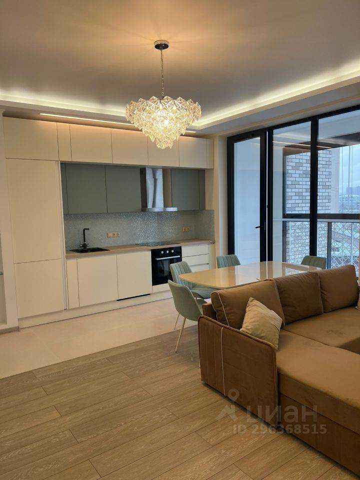 3-комнатная квартира, 77 м² — фотография 2