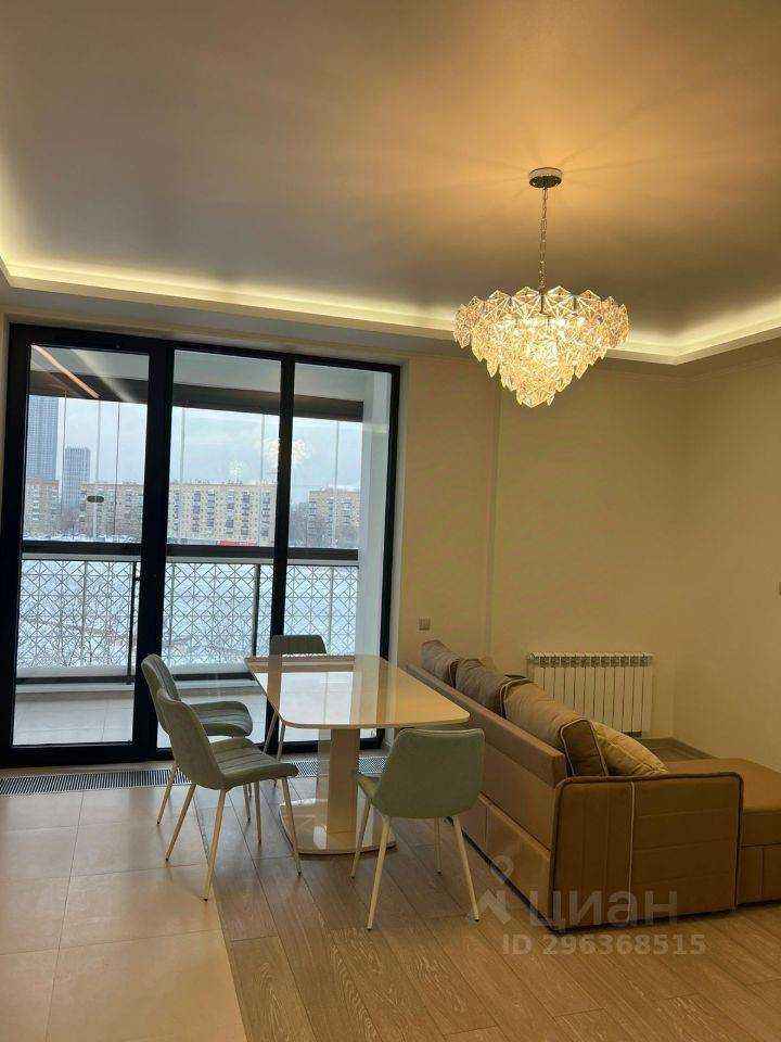3-комнатная квартира, 77 м²