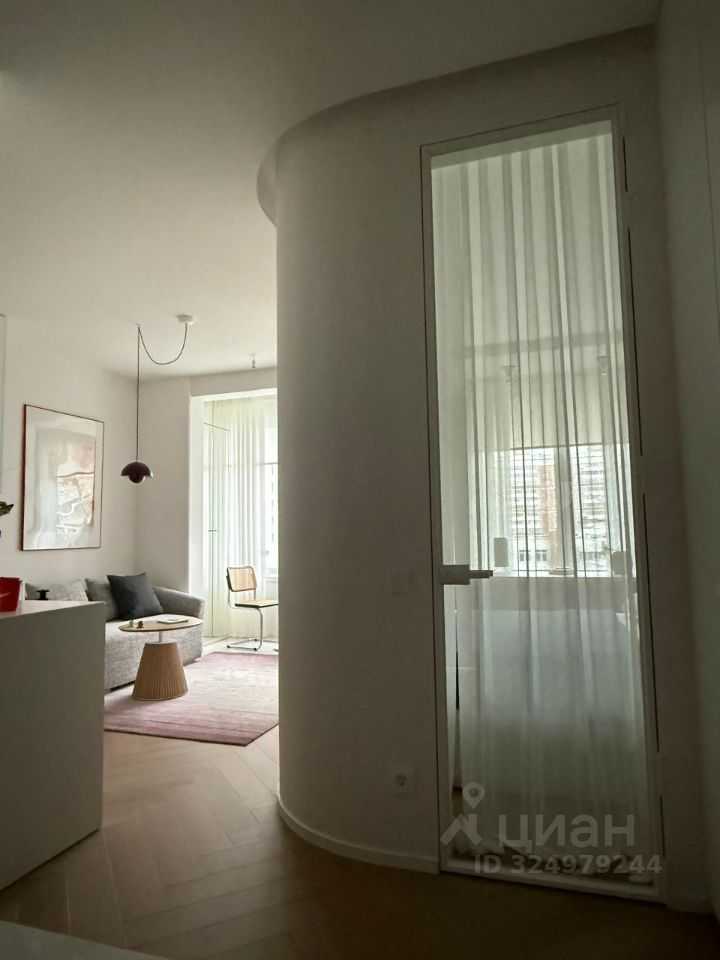 1-комнатная квартира, 35 м² — фотография 2