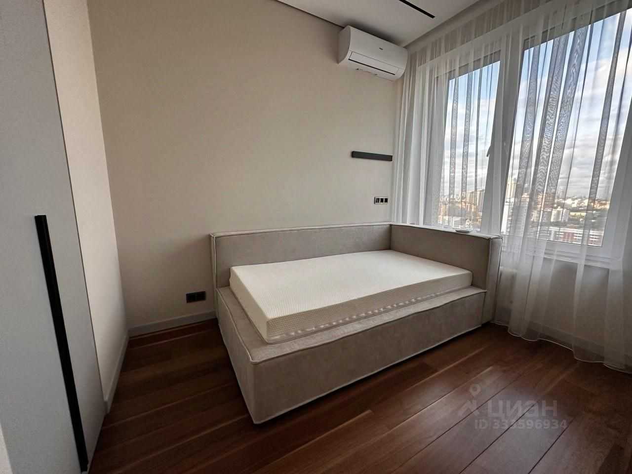 3-комнатная квартира, 70 м² — фотография 3