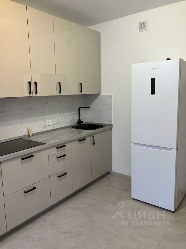 3-комнатная квартира, 76,8 м² — фотография 2