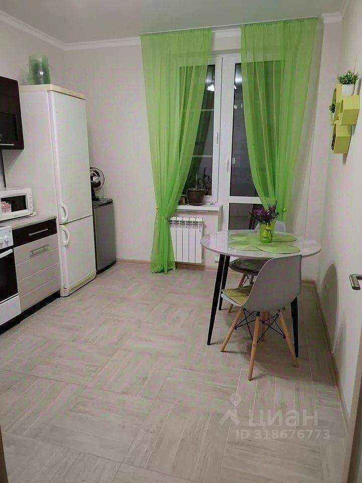 2-комнатная квартира, 62 м² — фотография 2