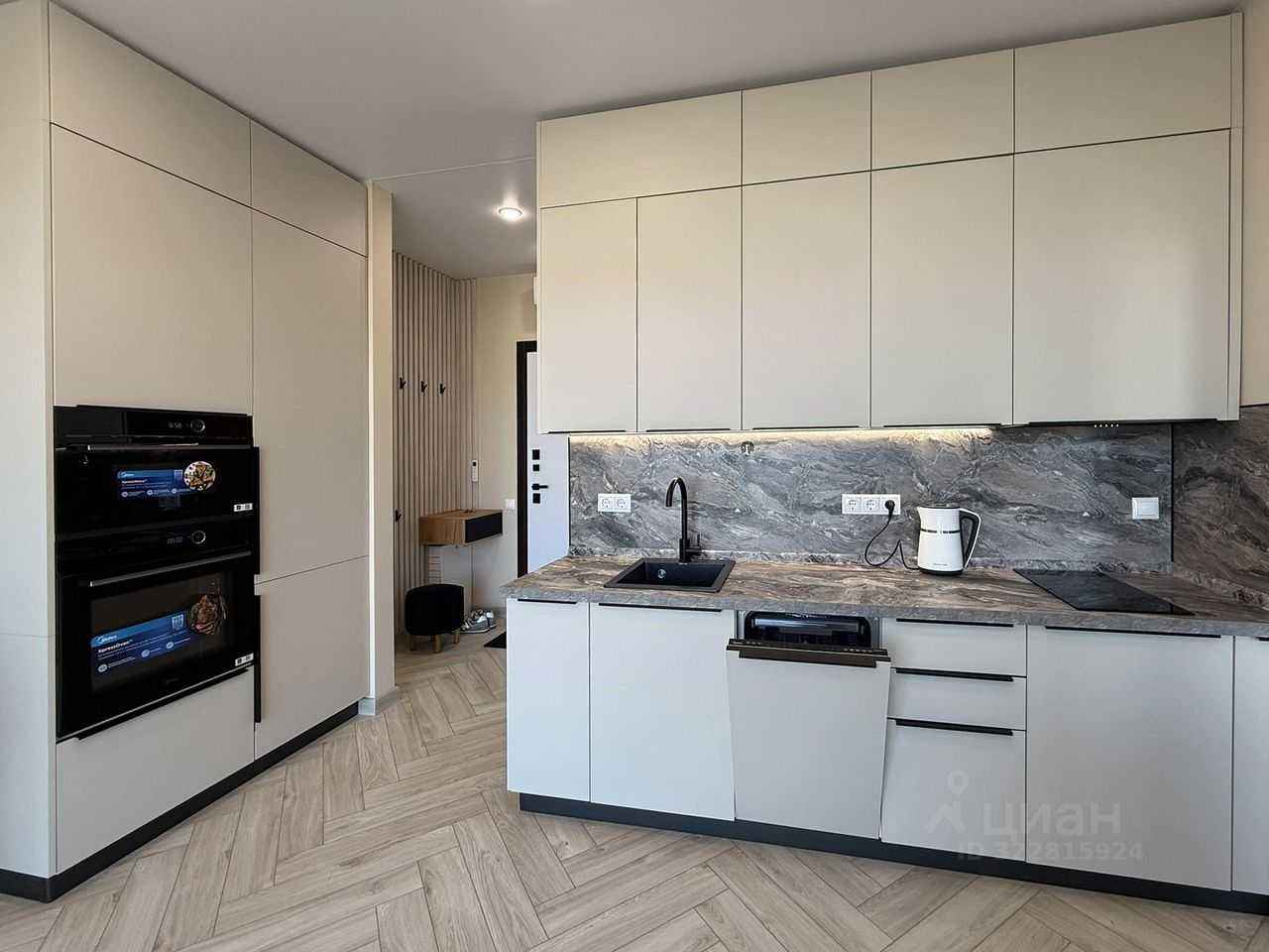 2-комнатная квартира, 42 м² — фотография 3