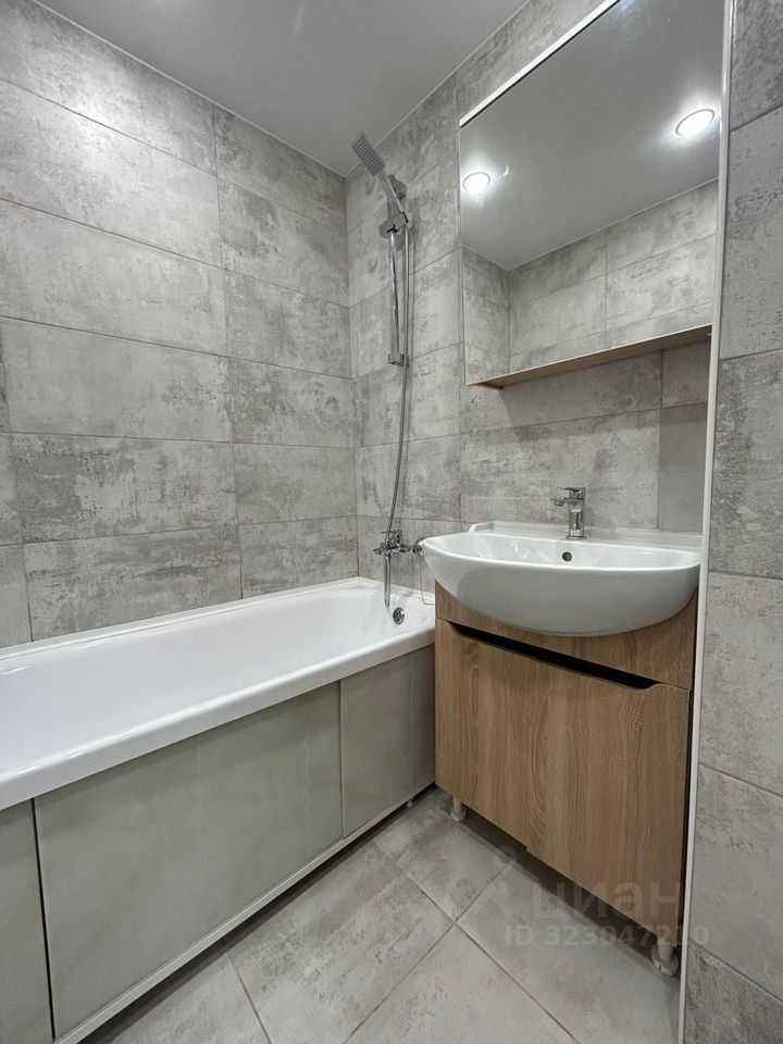 1-комнатная квартира, 42 м² — фотография 3