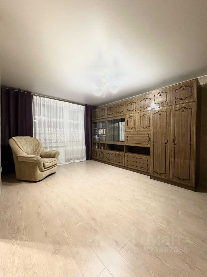 1-комнатная квартира, 52,7 м² — фотография 2