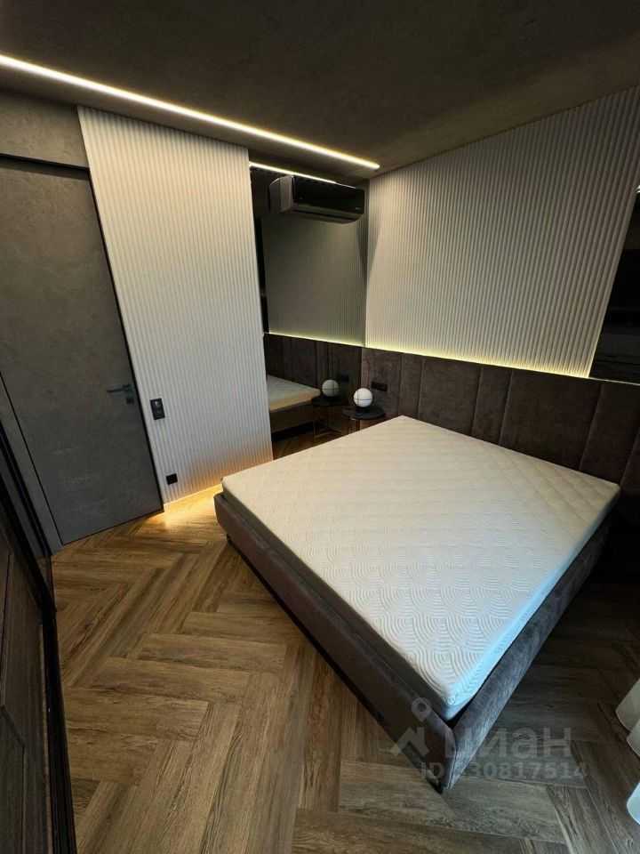 2-комнатная квартира, 55 м² — фотография 2