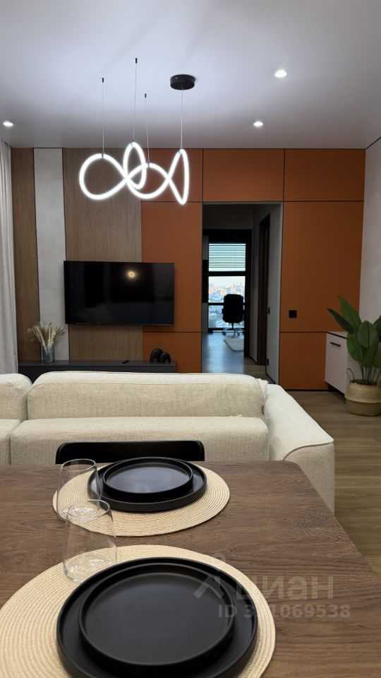4-комнатная квартира, 103 м² — фотография 2