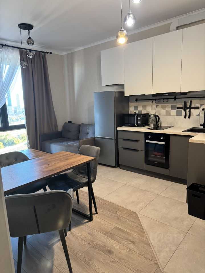 2-комнатная квартира, 56 м² — фотография 2