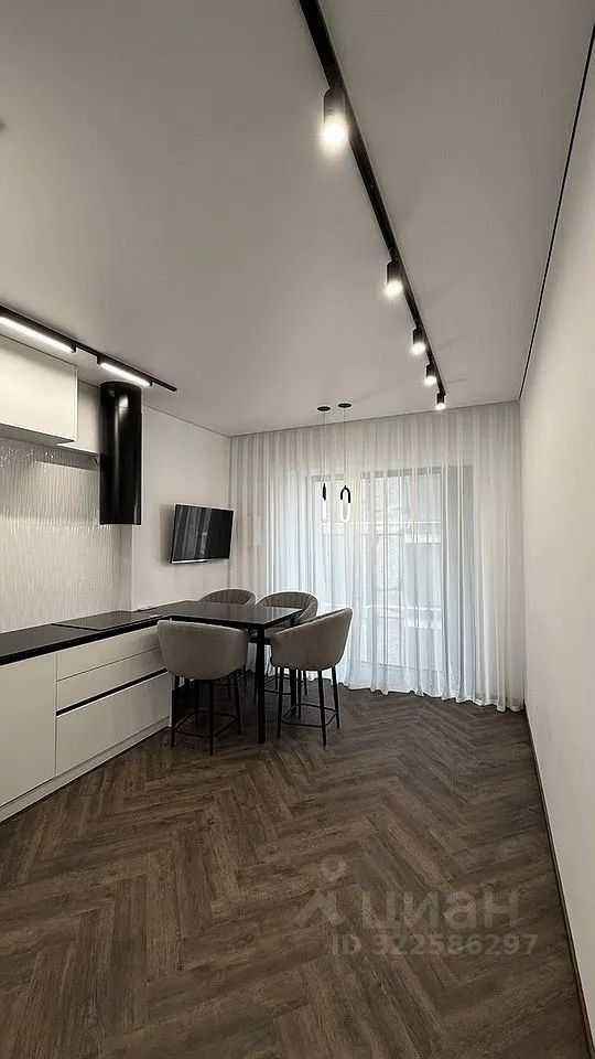 1-комнатная квартира, 42 м² — фотография 2