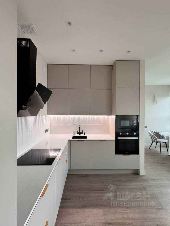 3-комнатная квартира, 82 м² — фотография 2