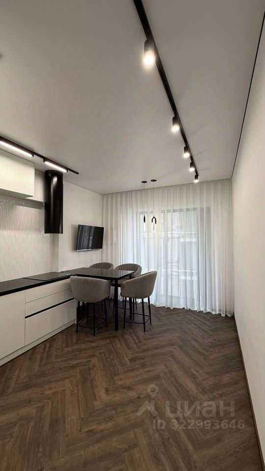 2-комнатная квартира, 43 м² — фотография 2