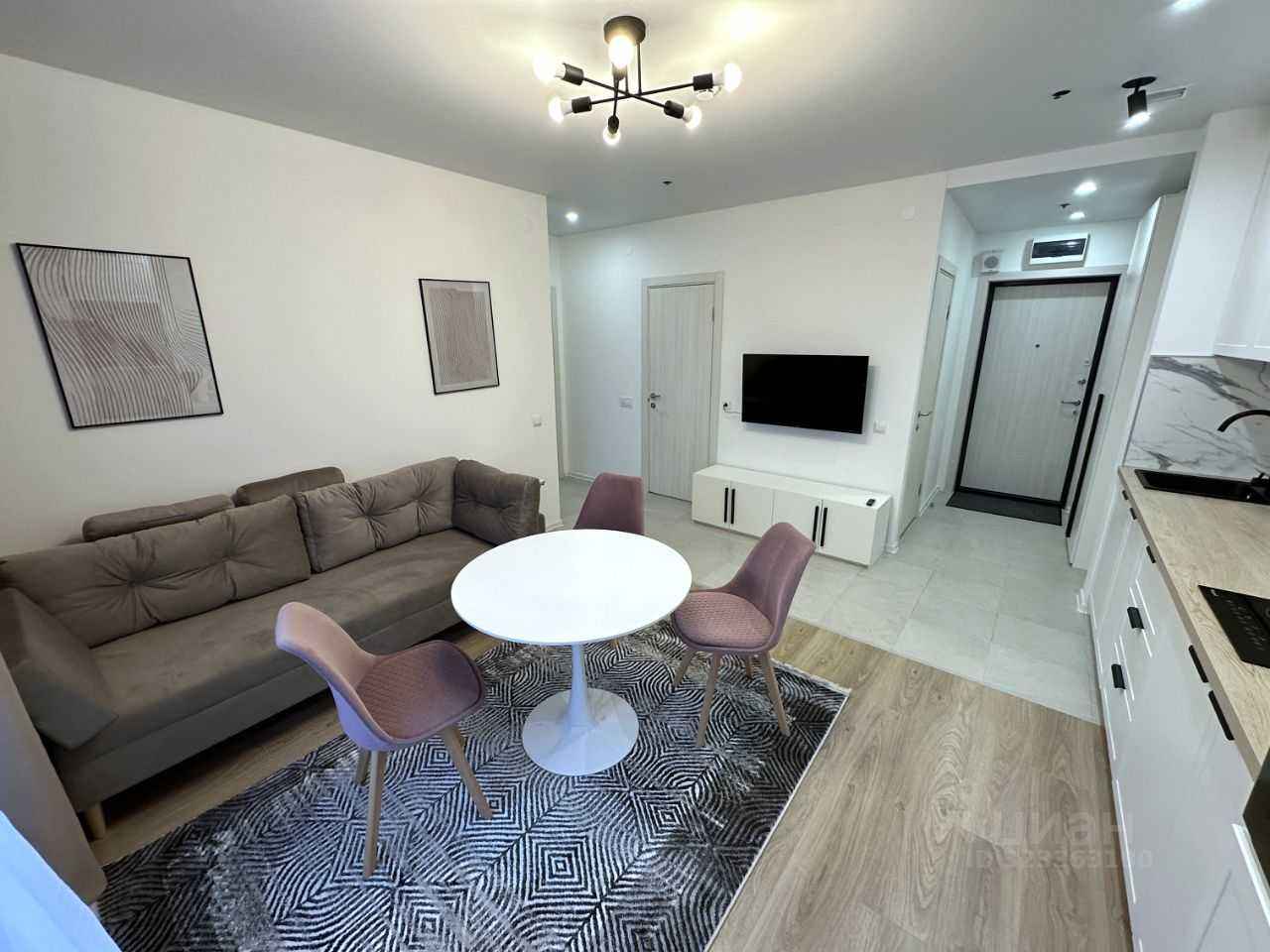 2-комнатная квартира, 52 м² — фотография 3